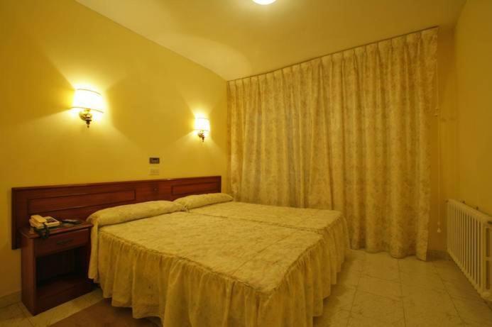 Hotel Monte Y Mar コルンガ 部屋 写真